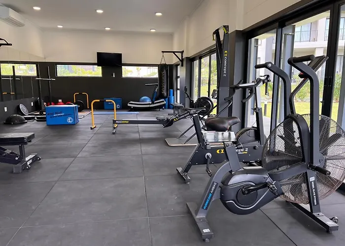 Ultra Modern Apartment - Inverter,Pool,Gym,Office