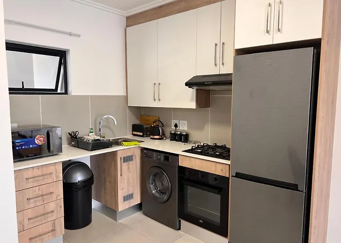 Ultra Modern Apartment - Inverter,Pool,Gym,Office