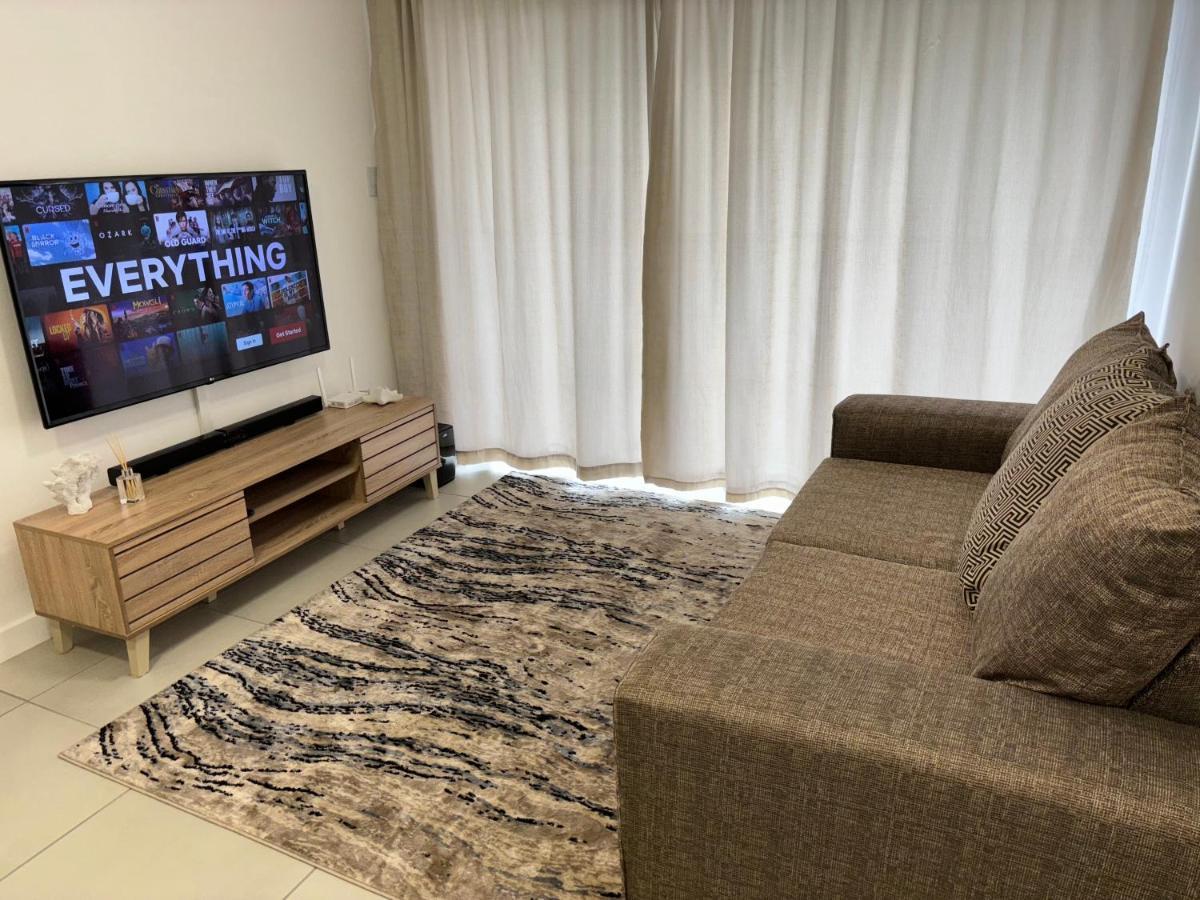 Apartment Ultra Modern - Inverter,pool,gym,office Ballito